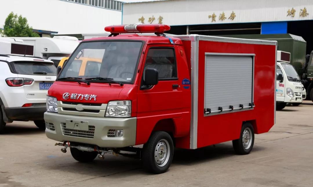 為國家電網(wǎng)提供一流產(chǎn)品，程力新能源人工智能搶險救援車首批訂單圓滿交車