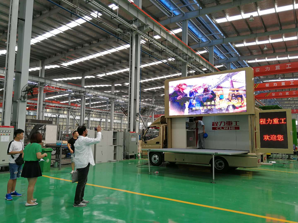 程力重工產(chǎn)品“精工制造、精益求精”——外貿(mào)出口客商不期而至，訂單紛至踏來